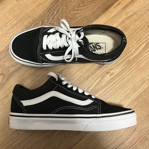 Old Skool Low Top Vans
